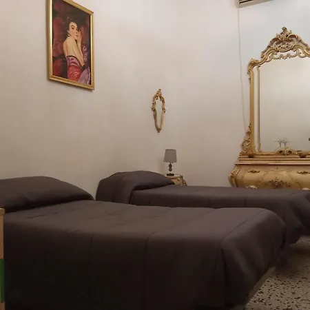 Centro Storico House Affittacamere